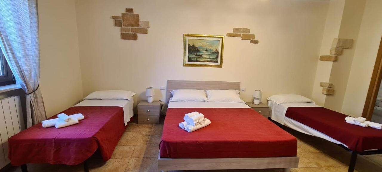 Bed And Breakfast La Terrazza Чистерніно Екстер'єр фото